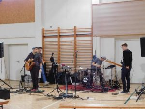 Kávészünet Zenekar